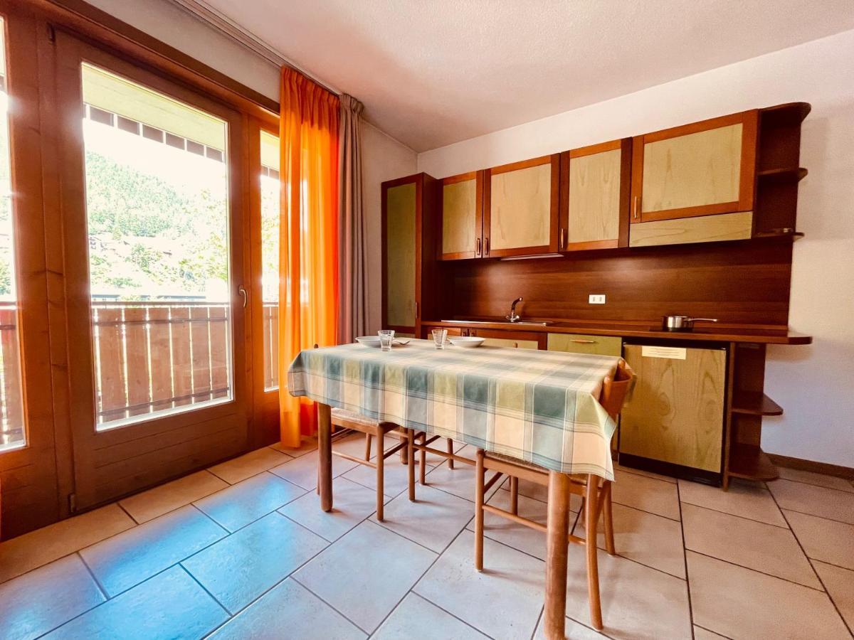 Elga Residence - Relax In Alta Valtellina - Bormio Valdisotto Eksteriør bilde