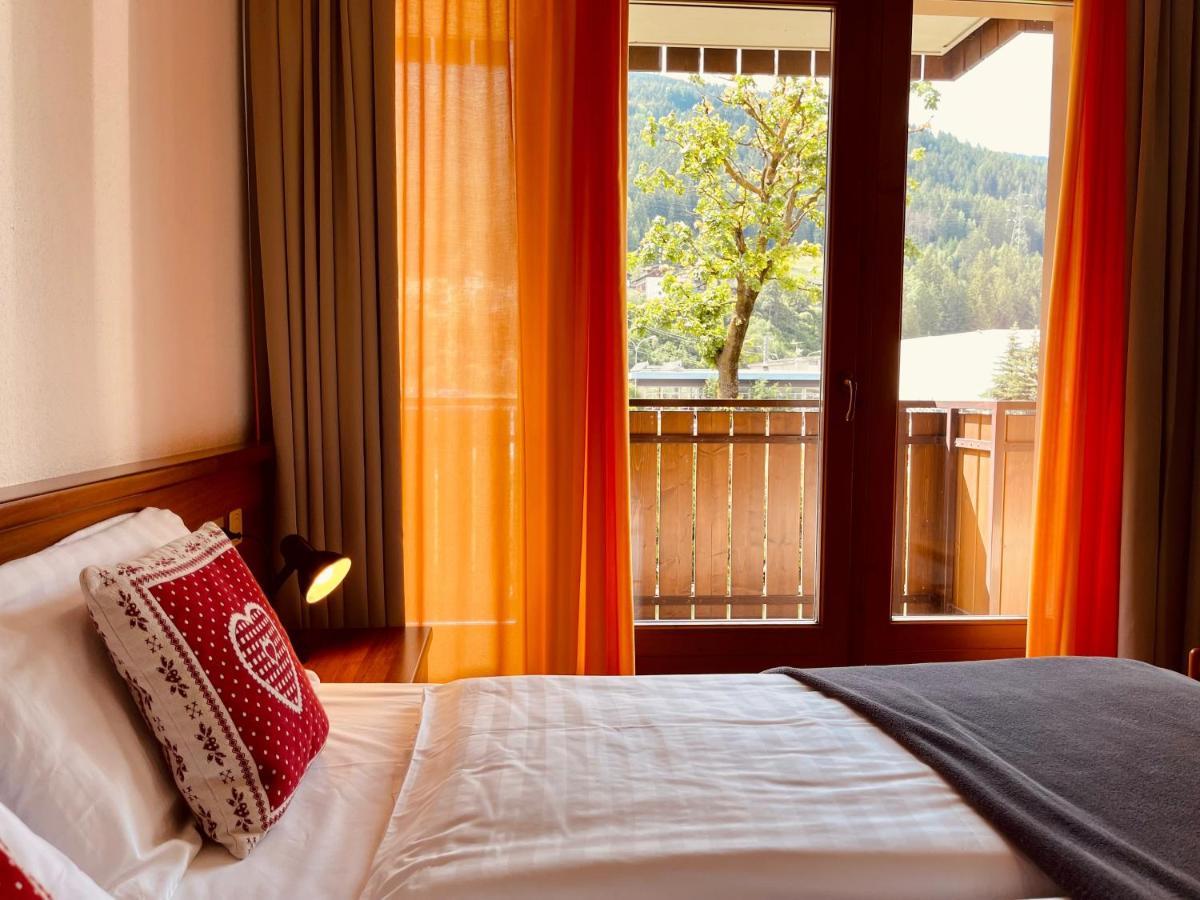 Elga Residence - Relax In Alta Valtellina - Bormio Valdisotto Eksteriør bilde